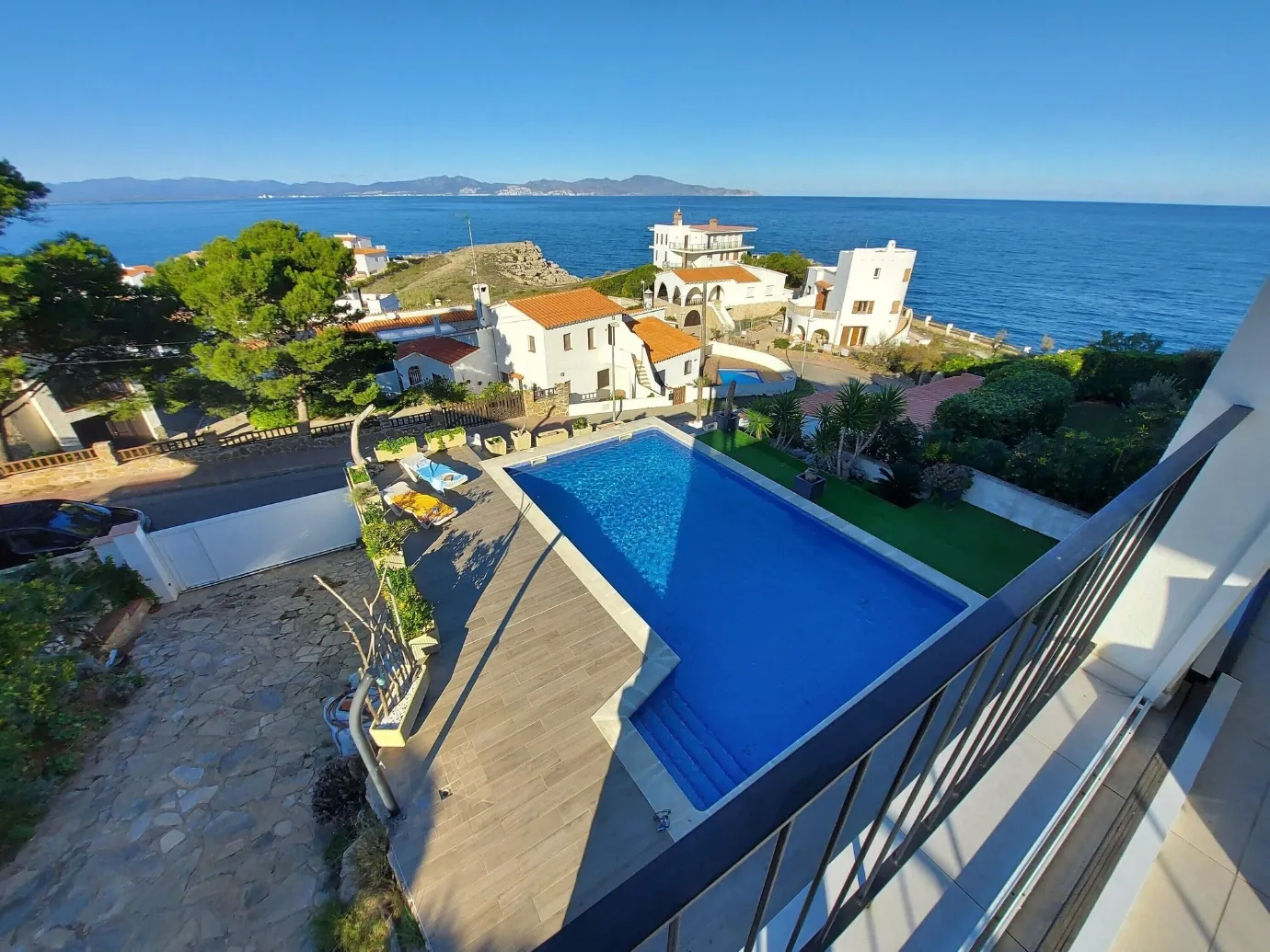 Villa Maryneu8